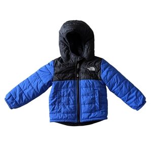 The North Face Boys Toddler Reversible Mount Reversible Coat Hooded Jacket 2T